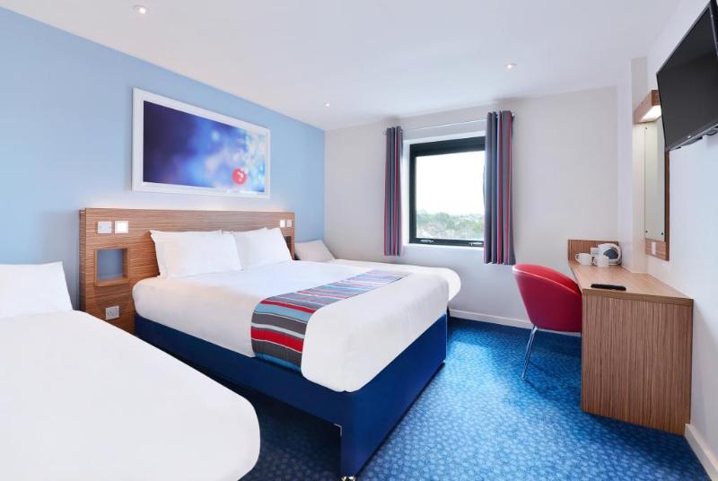 Travelodge Alton Four Marks Exterior foto