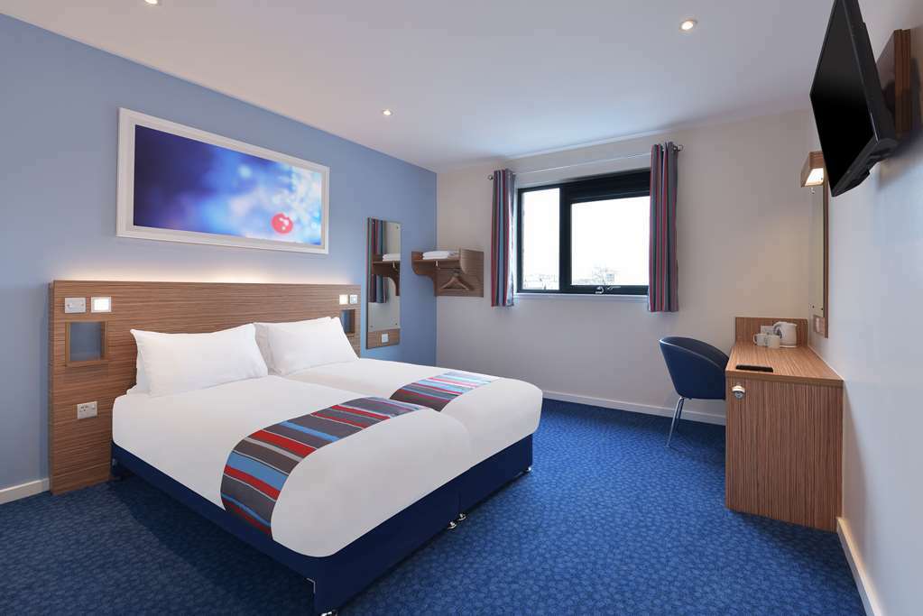 Travelodge Alton Four Marks Zimmer foto